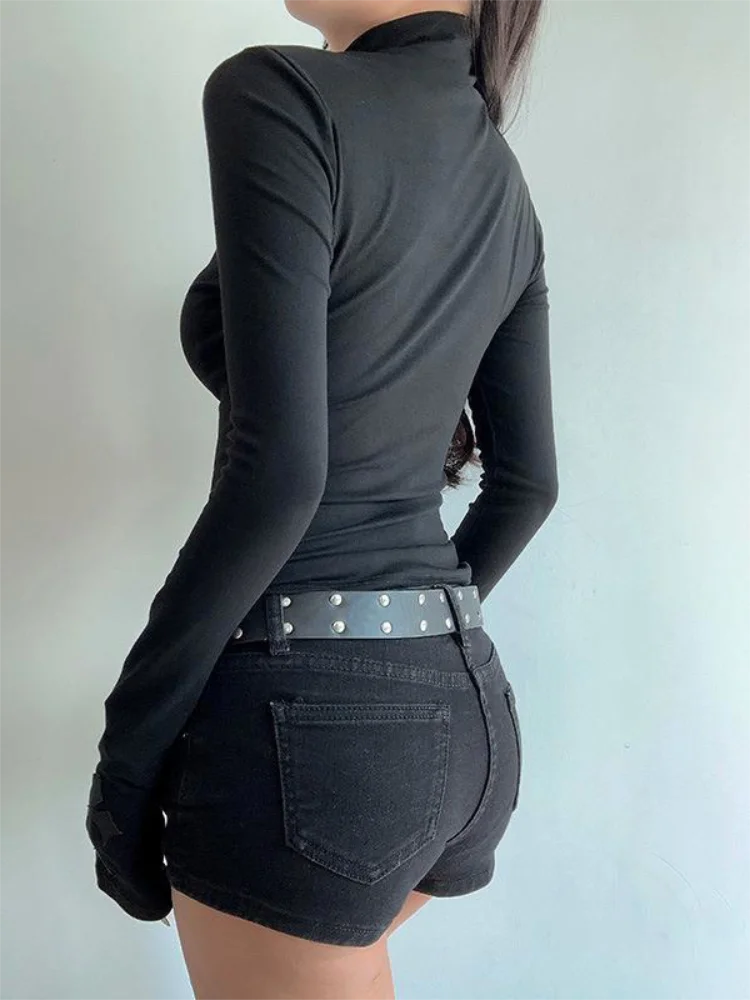 T-Shirt Col Roulé Gothique Noir