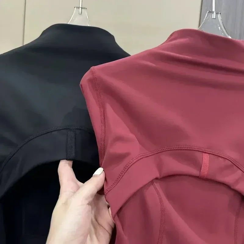 Veste de sport femme à manches longues - jogging & yoga - confort respirant - toutes couleurs disponibles.